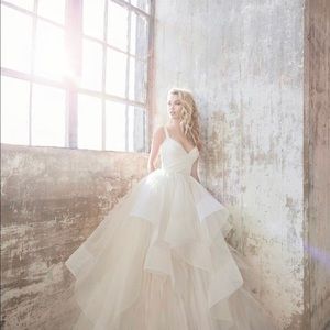 NEW Haley Paige Bowie Gown